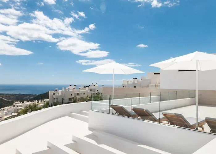 Luxury Penthouse Ocean Views Pool Palo Alto