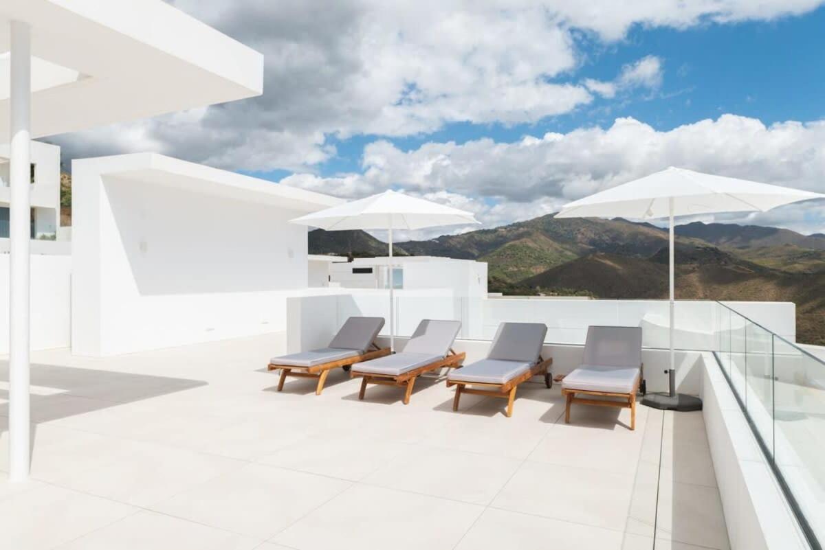 Luxury Penthouse Ocean Views Pool Palo Alto Apartment