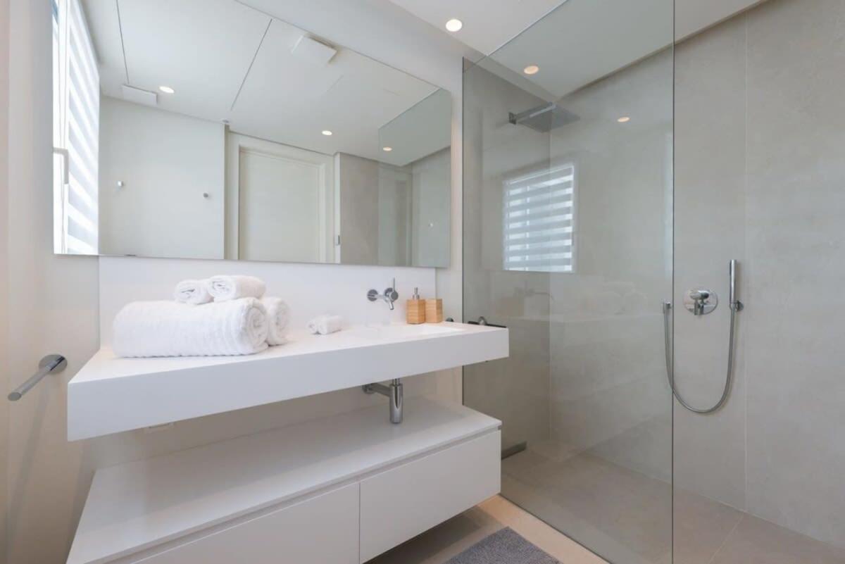 Apartment Luxury Penthouse Ocean Views Pool Palo Alto