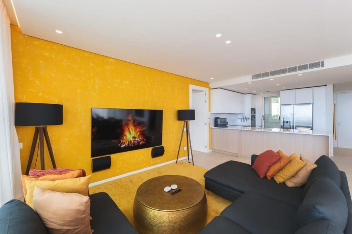 Apartment Luxury Penthouse Ocean Views Pool Palo Alto *