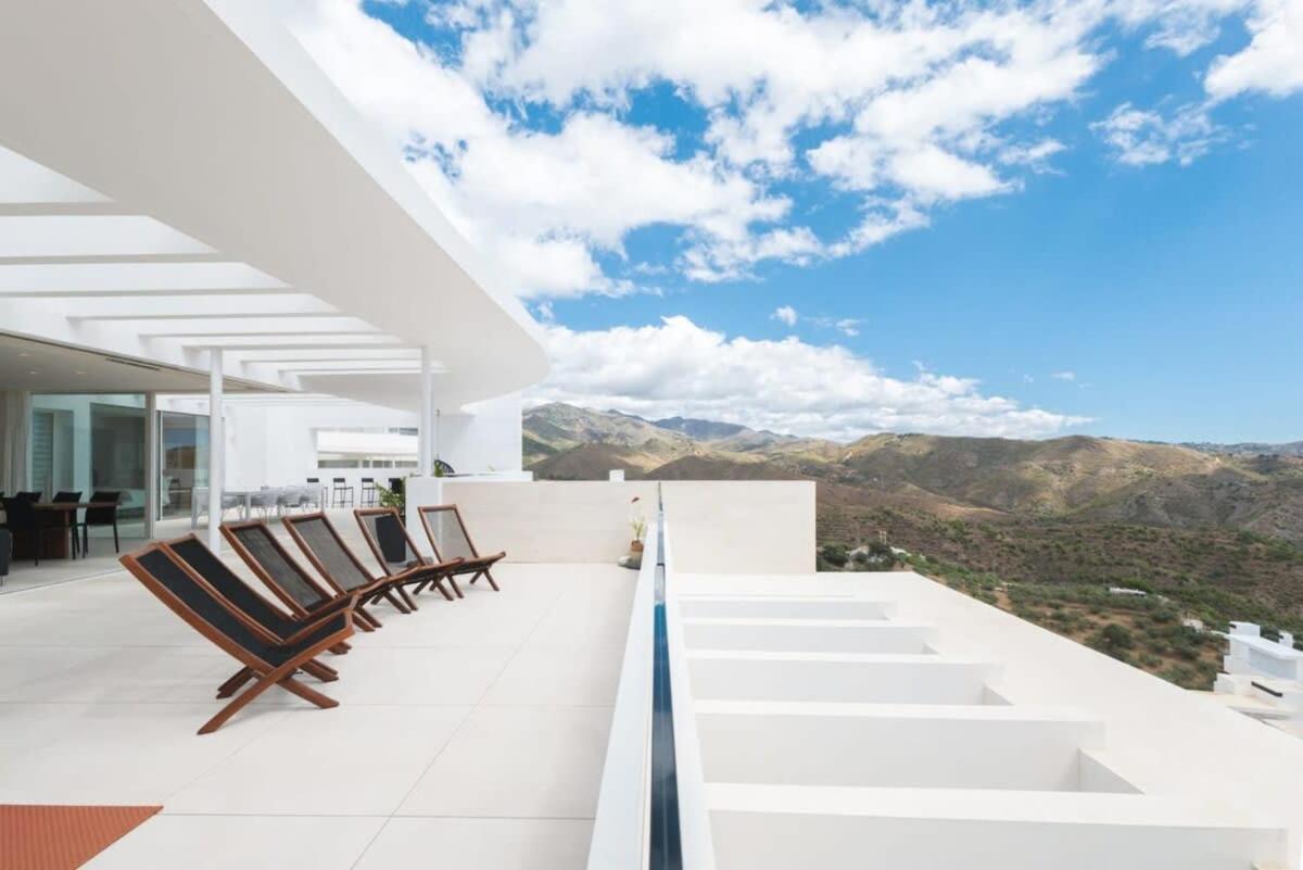 Apartment Luxury Penthouse Ocean Views Pool Palo Alto Marbella